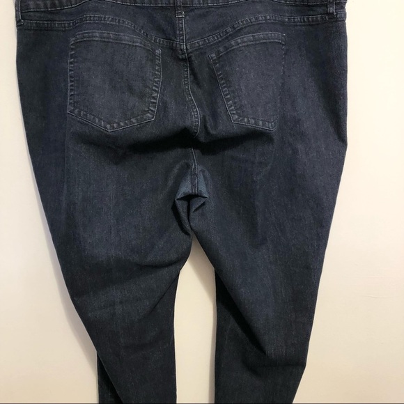 ➕ Torrid Dark Wash Skinny Jeans Women’s Plus Size 24 Short - Picture 9 of 11